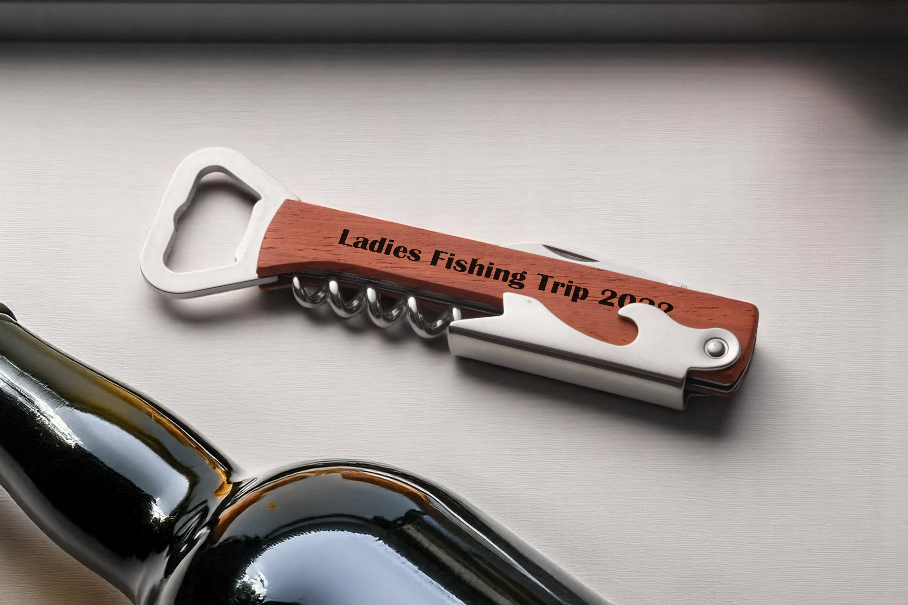 BOTTLE OPENER & VINE CORKSCREW